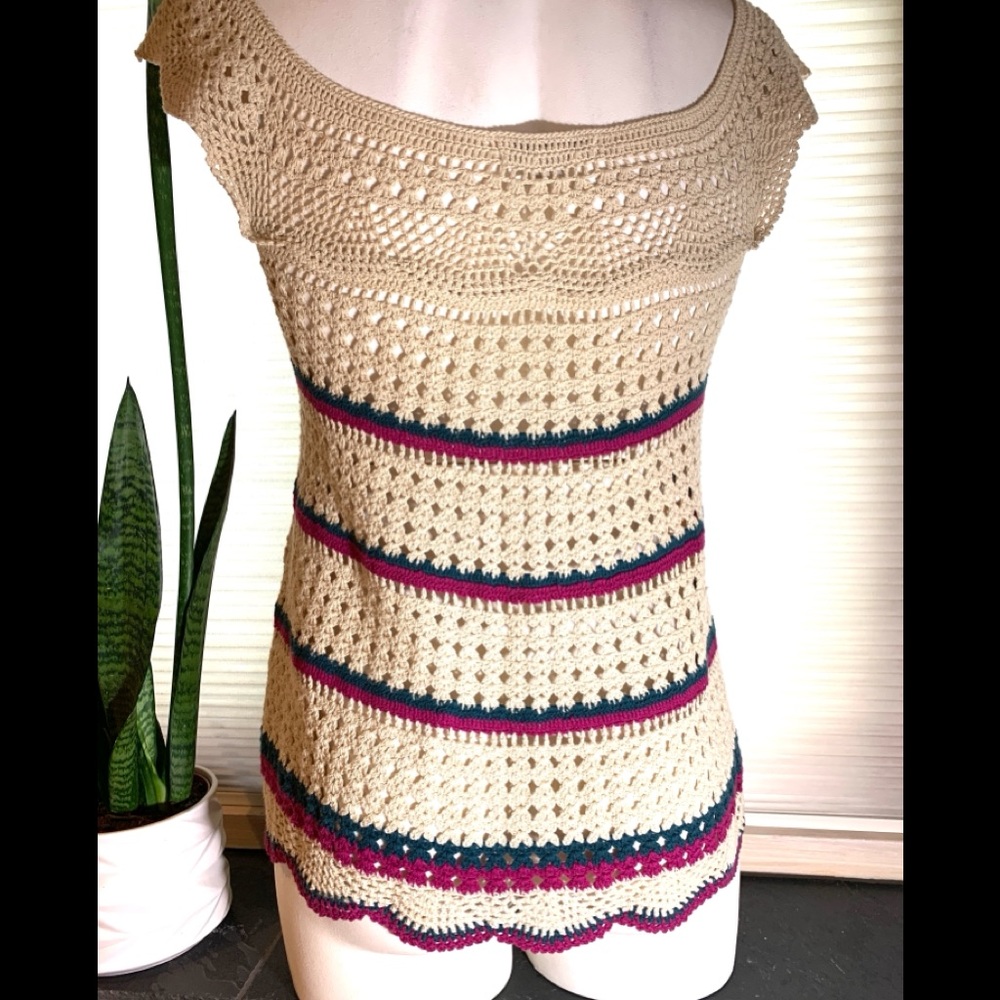 Crochet Top - Picture 2 of 4
